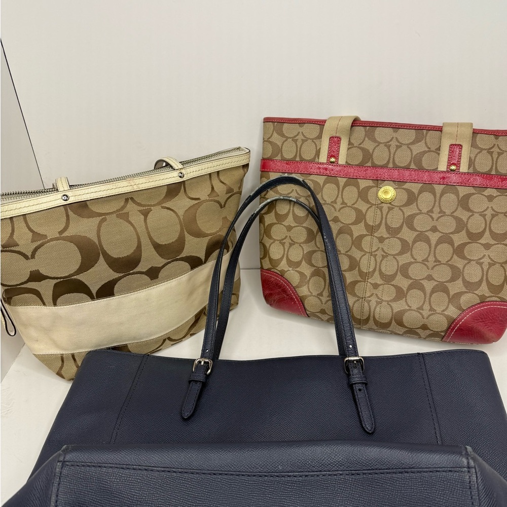 Coach Signature Bag Bundle (3 Pieces) | Rehab / Project Lot | Navy, Tan & Pink - Picture 2 of 16